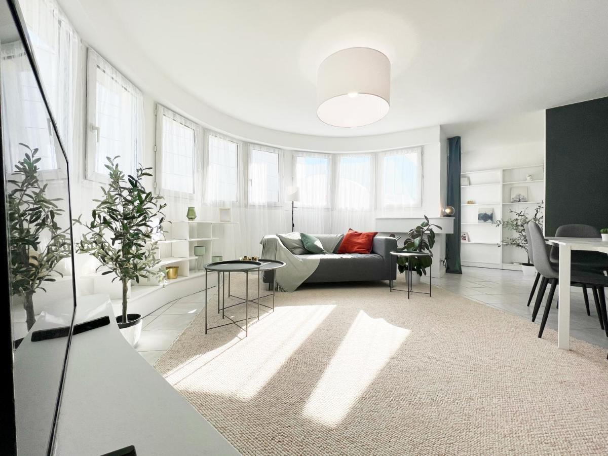 Le Sky - Penthouse De Standing Centre Paris Saclay Apartment *
